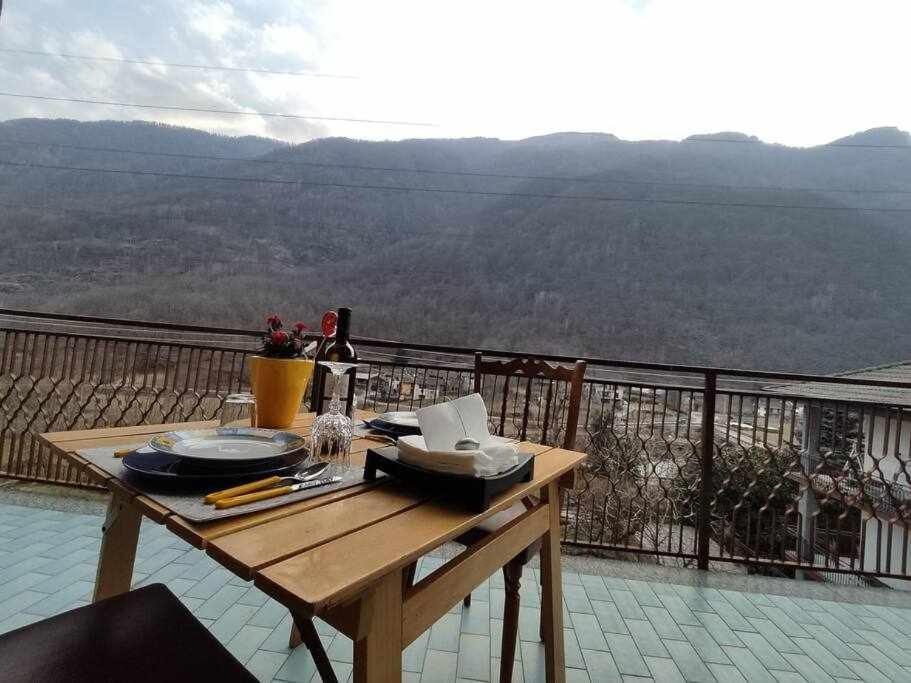 Casa Vacanza Il Corbetto Di Michela & Matteo Locana Εξωτερικό φωτογραφία
